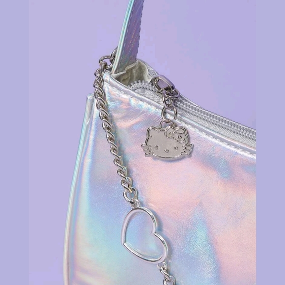 Holographic Hello Kitty Purse - Picture 7 of 8